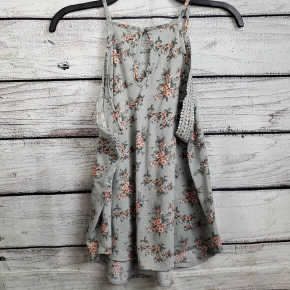 SWEET WANDERER LARGE Mint Green Floral Top - Picture 4 of 7